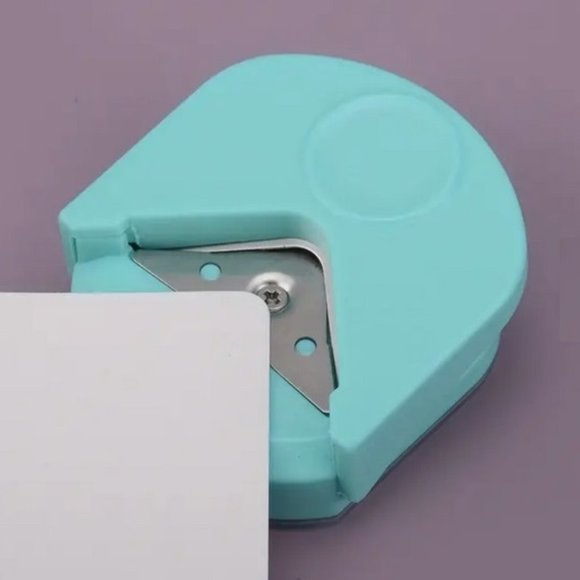 NWT Card Corner Rounder - Simple to use! Make business cards look professional - Picture 1 of 16